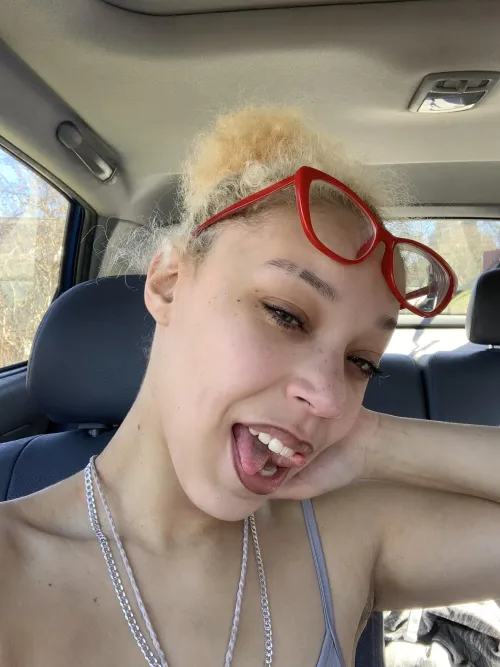 Composed, but very aware by delphiraexo