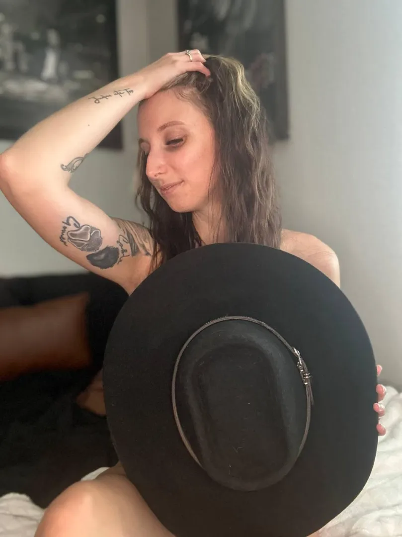 Condom or risk getting me pregnant posted by briaronlyxo