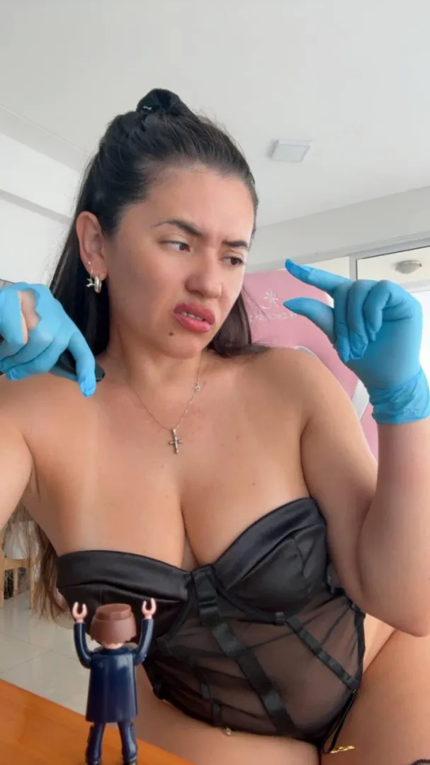 confess your tiny size and i'll brutally humiliate you rn posted by hanna1213