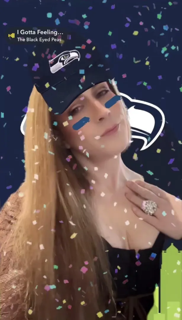 Congrats Seahawks! posted by emeraldcityamethyst