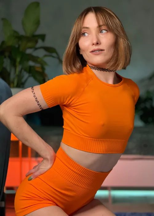 Consider this a treat for your retinas. by Bitter-Opening-4118