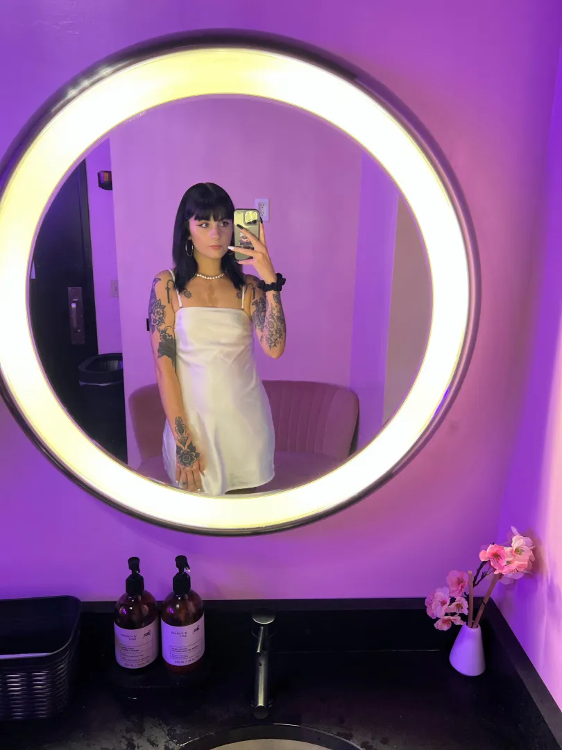 control looks good on me & so does your money  posted by strawberryxgirl0