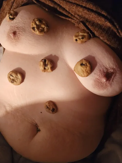 Cookies & MILF? by curious4funagain