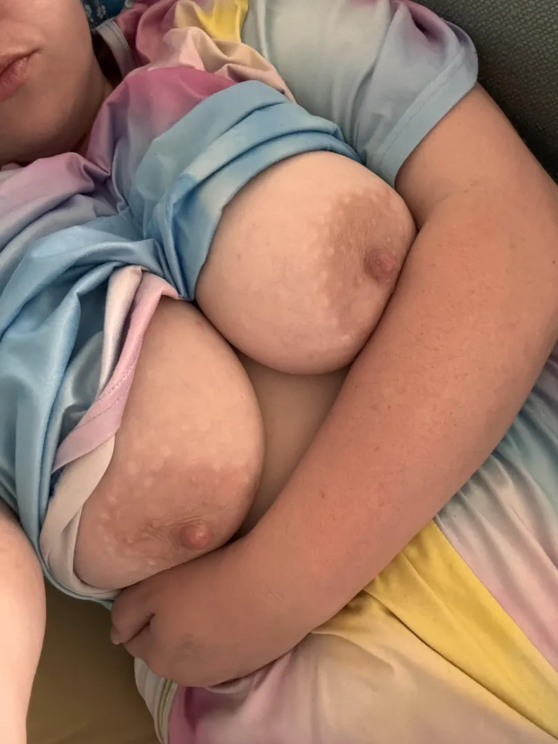 Couch time posted by SpicyGingerHeaux