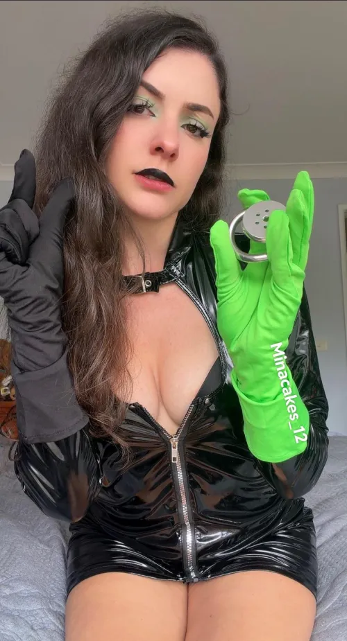 Could you really handle being Shego’s test subject by minacakes_