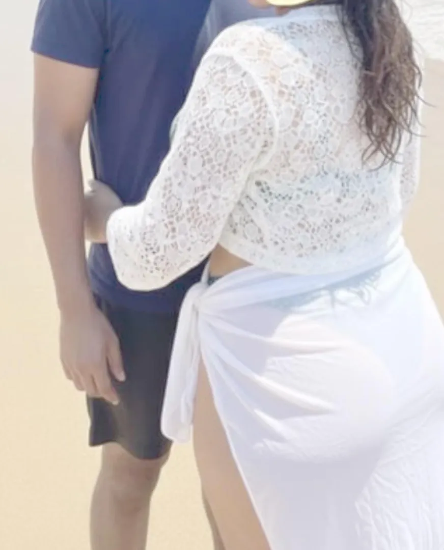 [couple][30-35][texas]she was so reluctant for this itself at that time, when it was private beach now she is so easily wears bikini after our lifestyle change posted by krithi_indiansissy