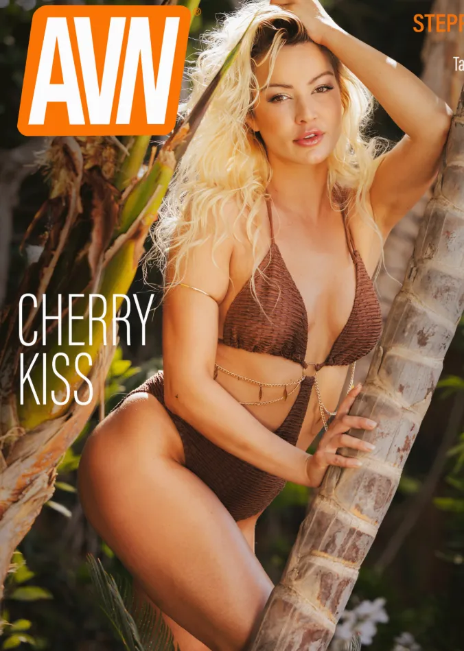 Cover Girl posted by PLEE7220