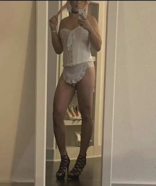 Craving cocks by Lunasissycumslut