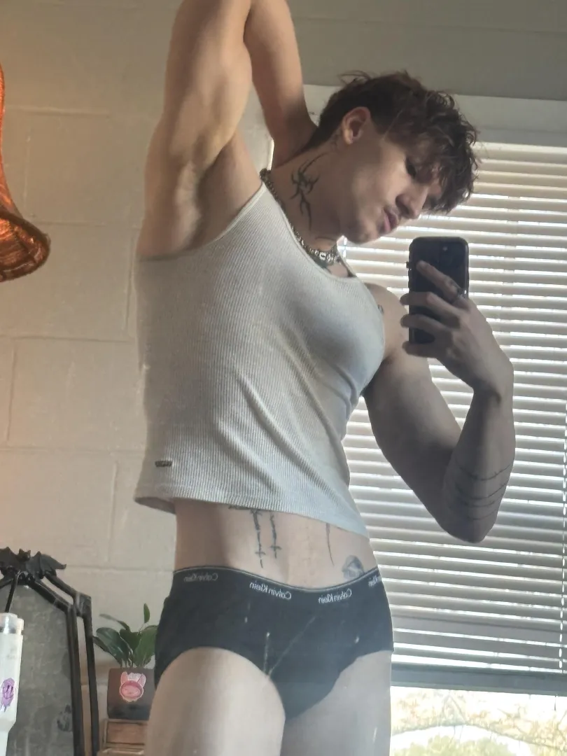 cropped is the best way to posted by dustinlangan