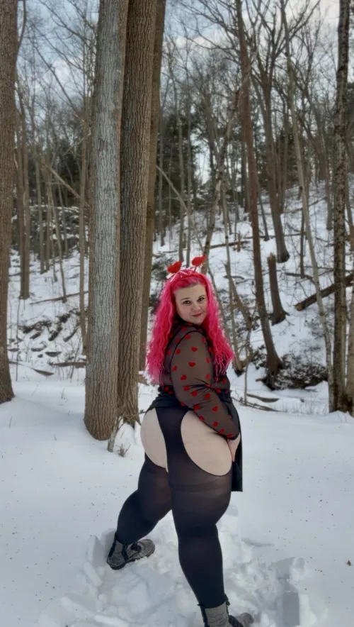 Cuddle season, booty edition. by CottonCandyCurves