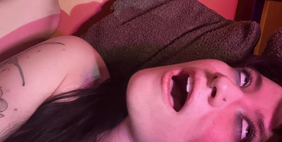 Cum find out what made me make this face  by maddiemoon888