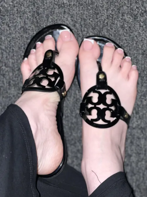 Cum get all my Tory content bundle before I delete  by SandalsandFeet