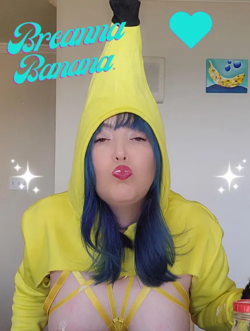 Cum get wet and messy with me Breanna with the blue hair by breannalovesbananas