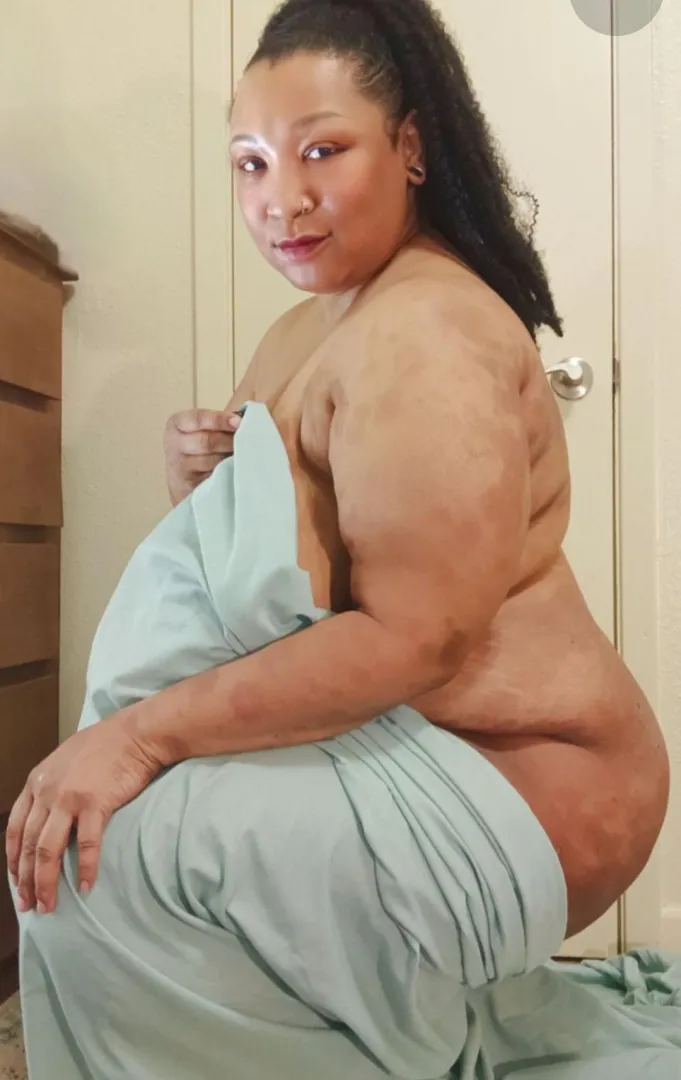 Cum take a trip to Cougar Town posted by Run-Additional