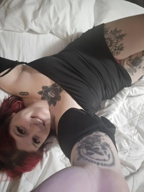 Curves that make you behave by cannakweeen