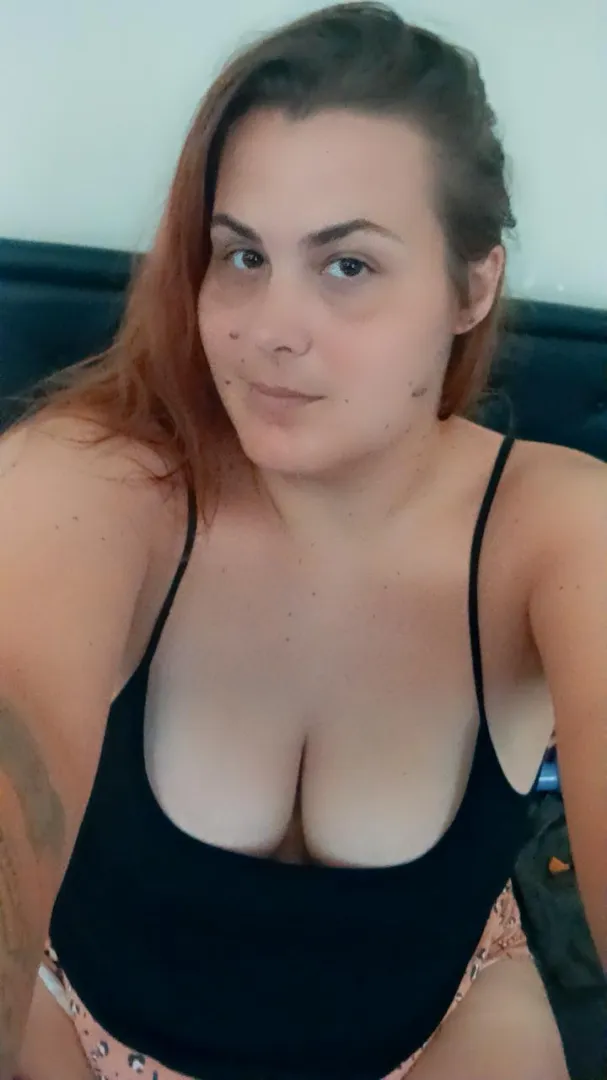 Curvy Aussie milf, you know you can resist  sc:maddison25194 can verify  posted by maddisonlove4u2