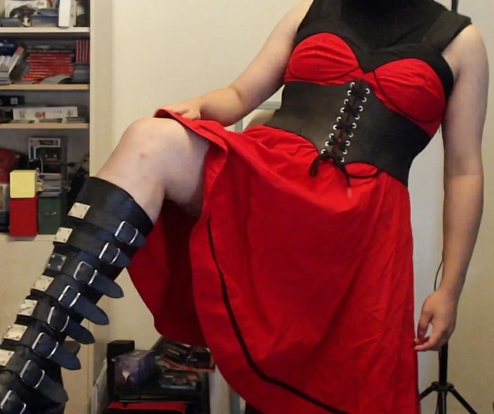 Curvy but a little dangerous posted by cdlover3