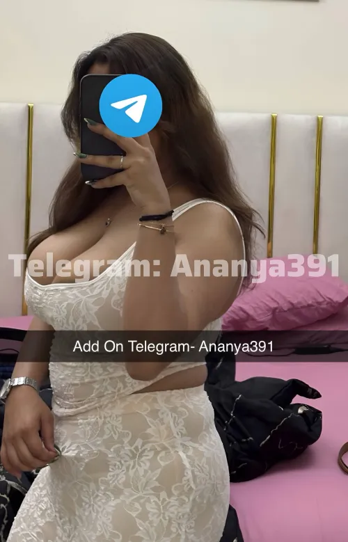 Curvy hot girl bored & available for late night fun by Adorable_Mallu