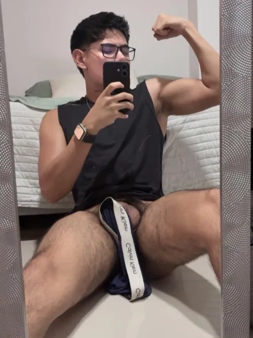 Custom content here! Dm me (no limits) by _JustNoah