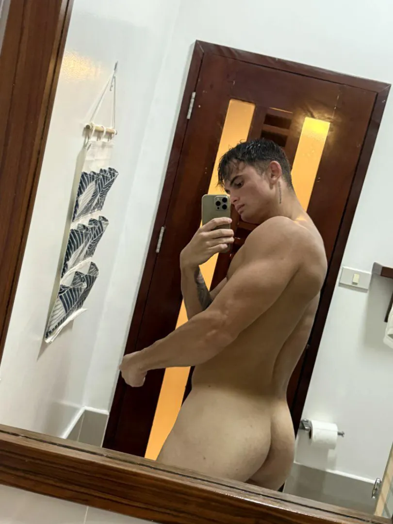 cute ass posted by honeybby444