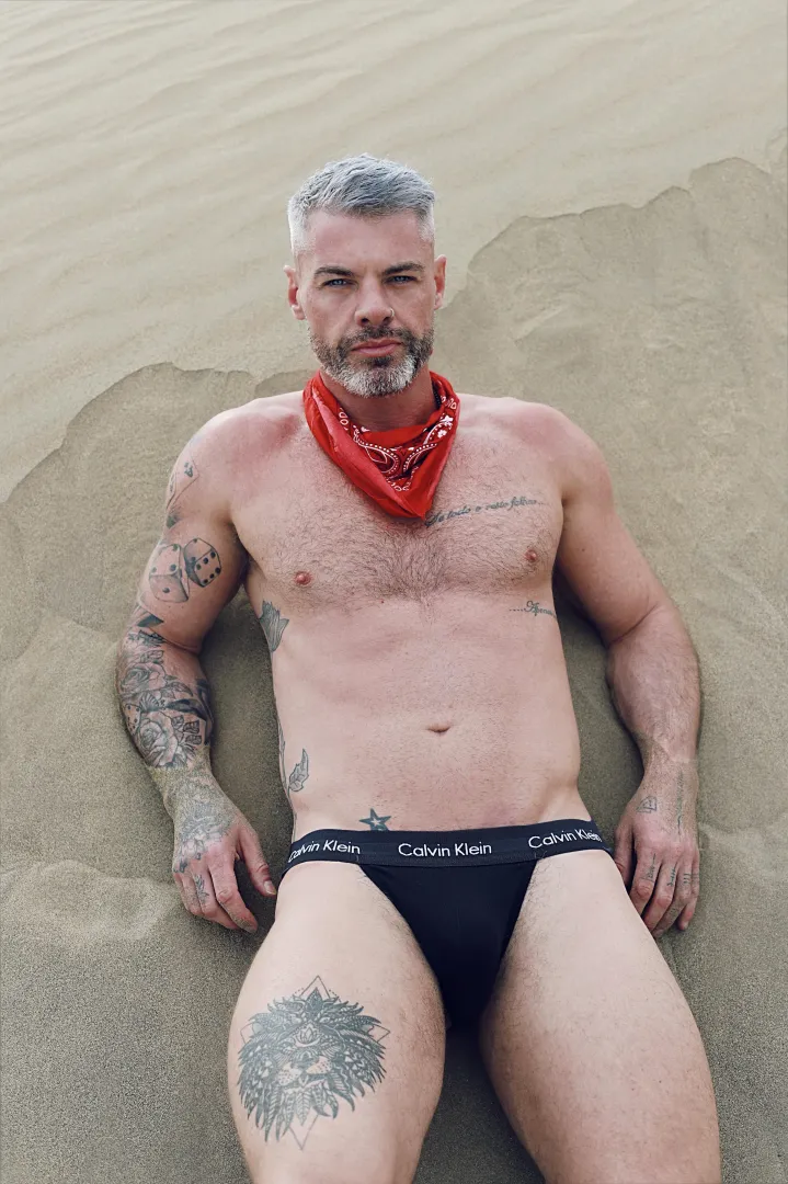 cute or hot? posted by BarelyJustinThyme