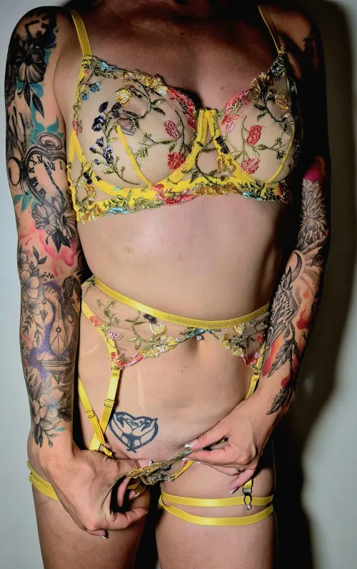 Cute yellow set by Odd_Response2252