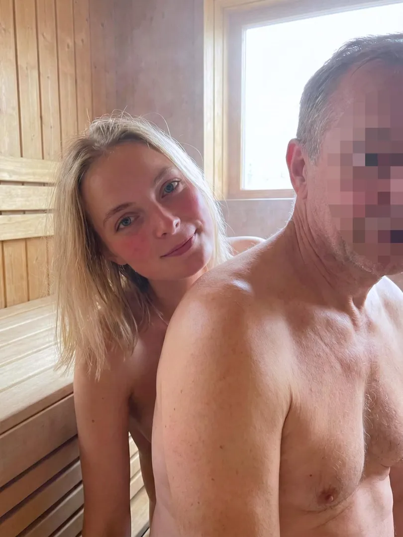 Daddy loves taking me to sauna every weekend posted by SweetAubergines