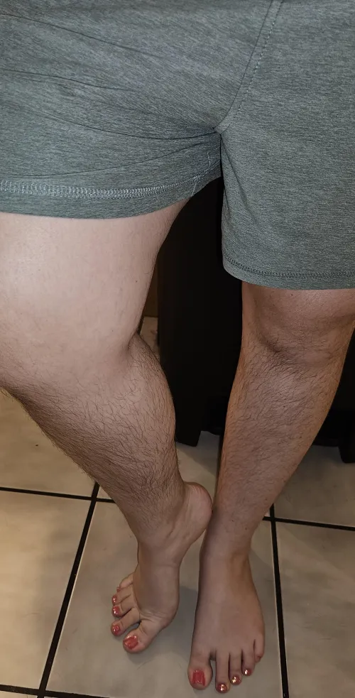 Dark...& thick leg hair by SweetSuprise85