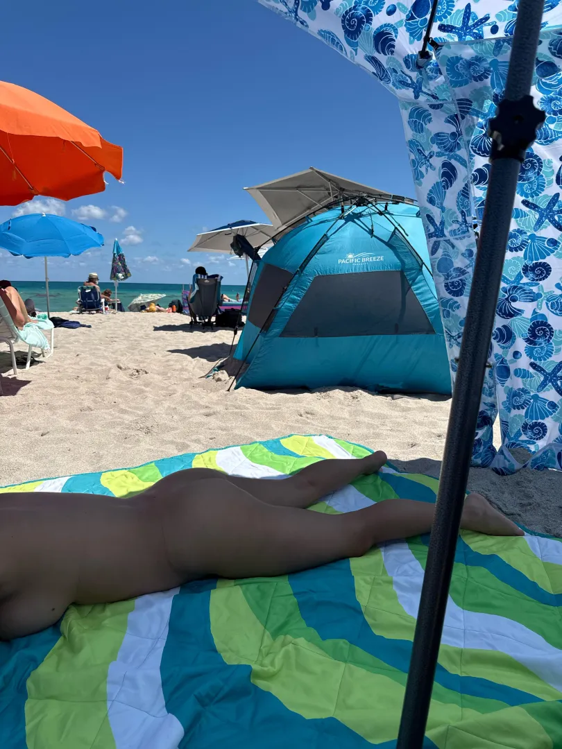 Day looks fantastic posted by AshndAshley