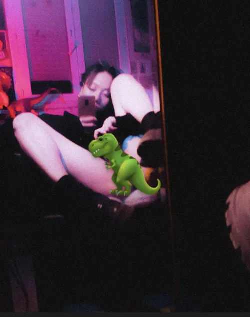 De temps en temps je fais photos comme ça, est-ce que vous voudriez en voir plus ?? <33 by u-zme