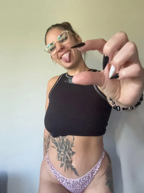 Decepciones miles y tu pene.. mejor no decirlo by Helenalove25