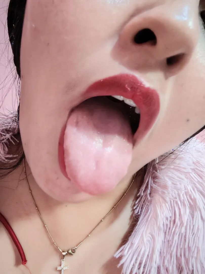 Demasiado grande para ignorarme… demasiado tarde para escapar posted by LazyDinner1886