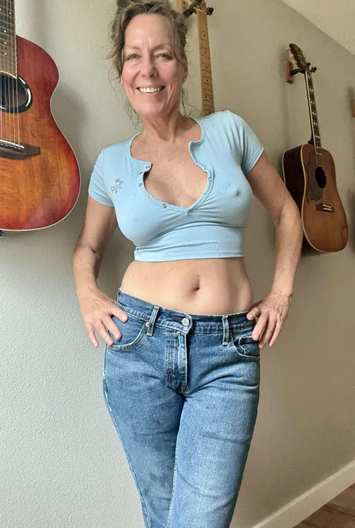 Denim days hit different.  59yo by Mrseviemae