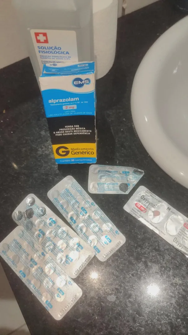 depois do tour de benzodiazepínicos, posso afirmar que esse é o meu favorito posted by psychocrackhead1