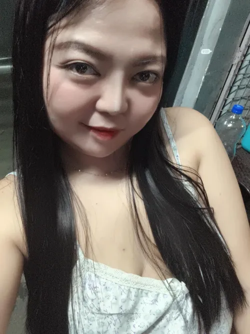 deserve a good treat by ErikAng123