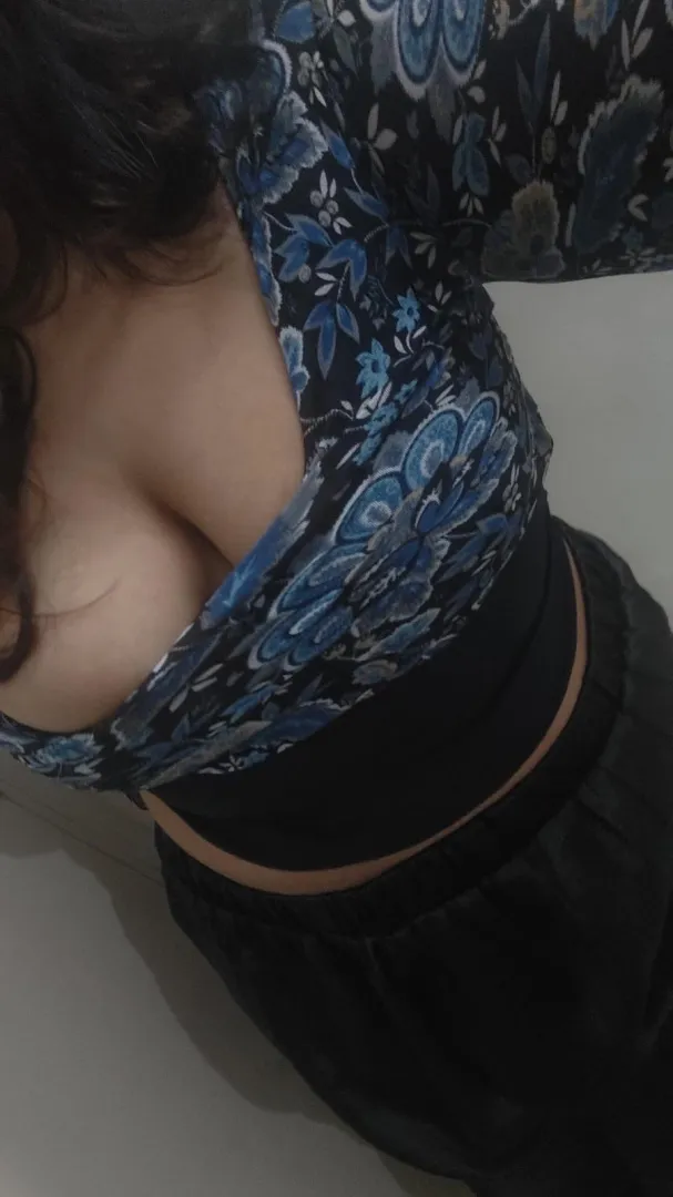 Desi Goddess  posted by Afifaaweird