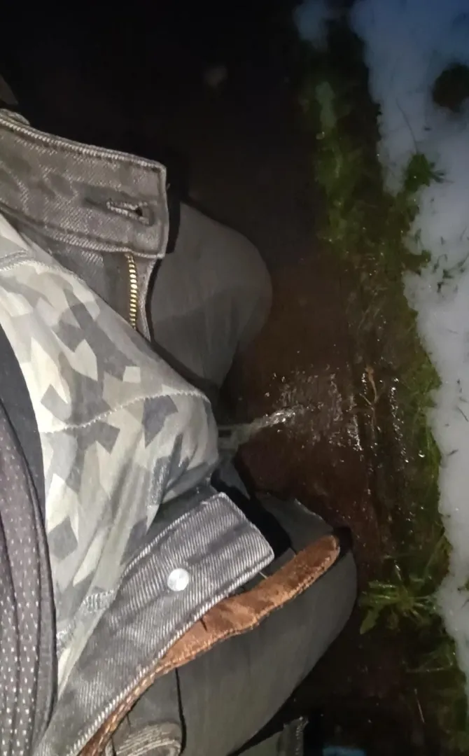 Desperate pee in the garden posted by Urmel2021