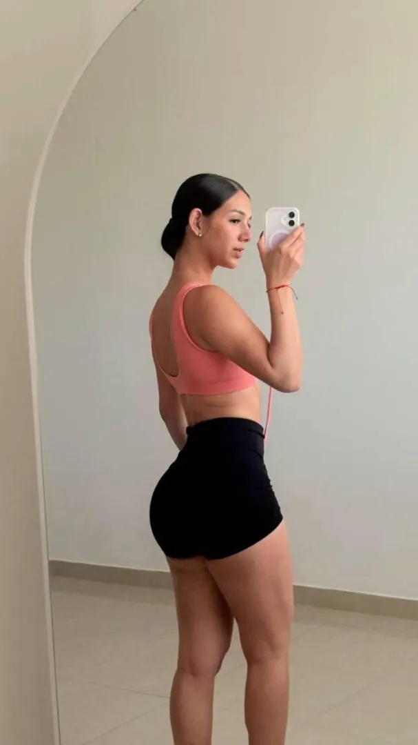 did leg day do its thing? posted by FitnessViccy