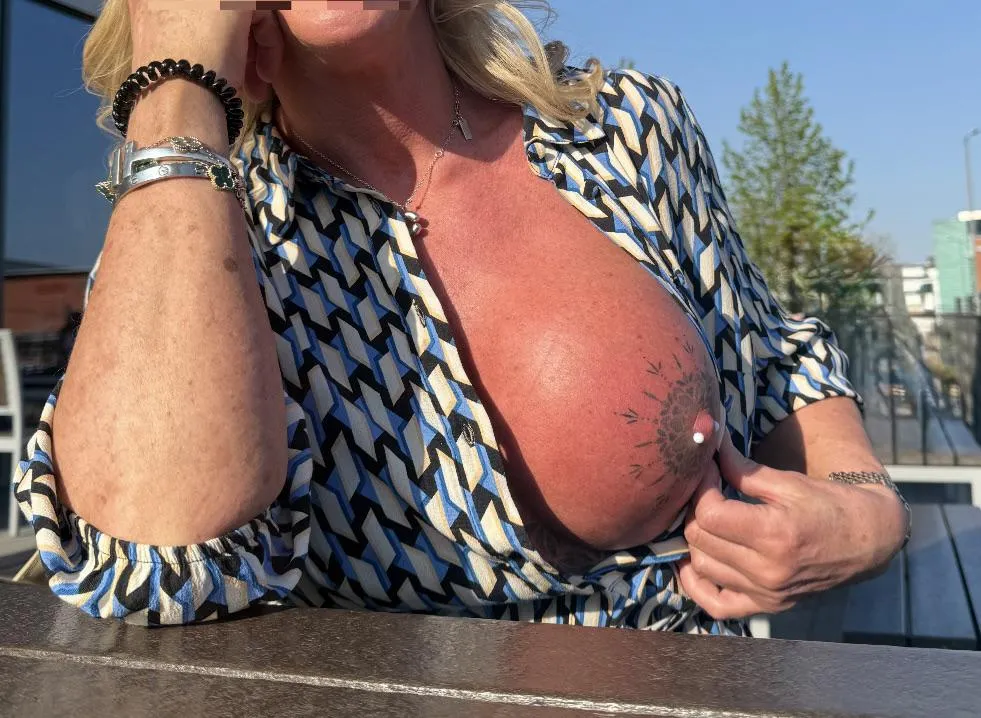 Did something catch your eye ? posted by Miss_De_Meanour66