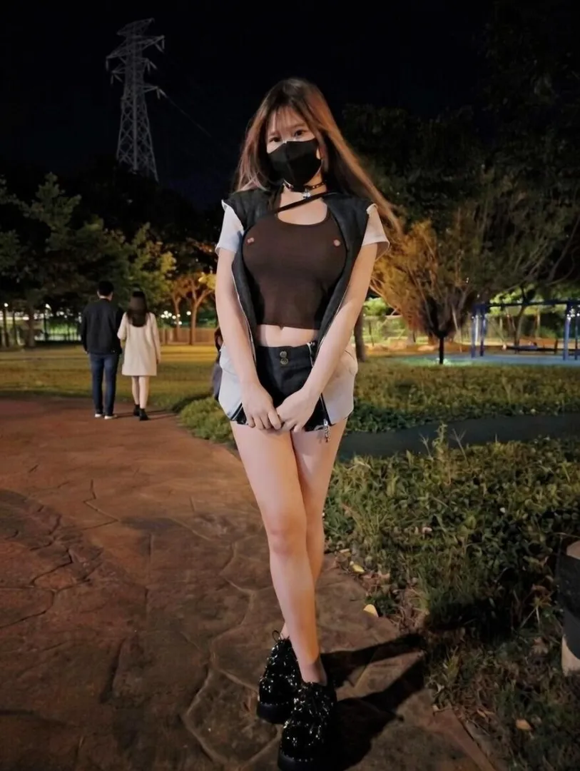 Did they notice my nipple was showing? posted by slave247story