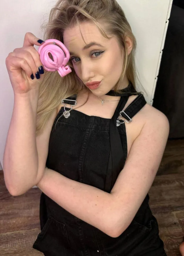 Did you dream about a pussy? Now you'll have a pussy. posted by WhimsySugar