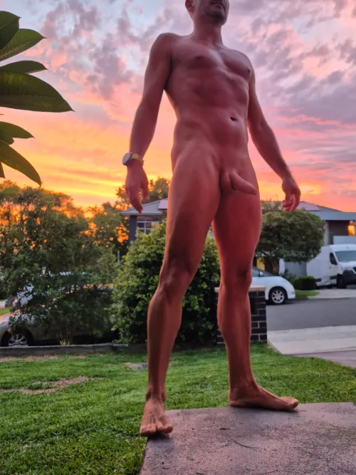 Did you see the sunset tonight? by publicnakedrun