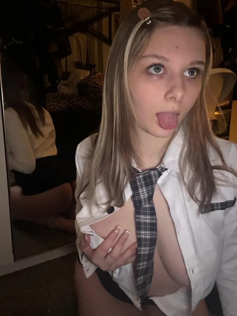 Didn’t mean to tease you this hard posted by HoneyGlares