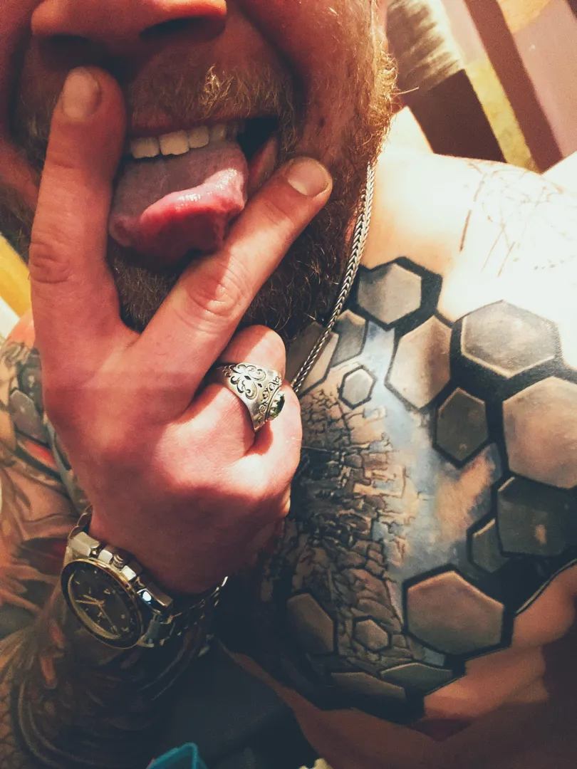 Dinner, vibe, and story ending with a wide morning smile and coffee M[33] looking for F[18-45] posted by Comfortable-Zebra180