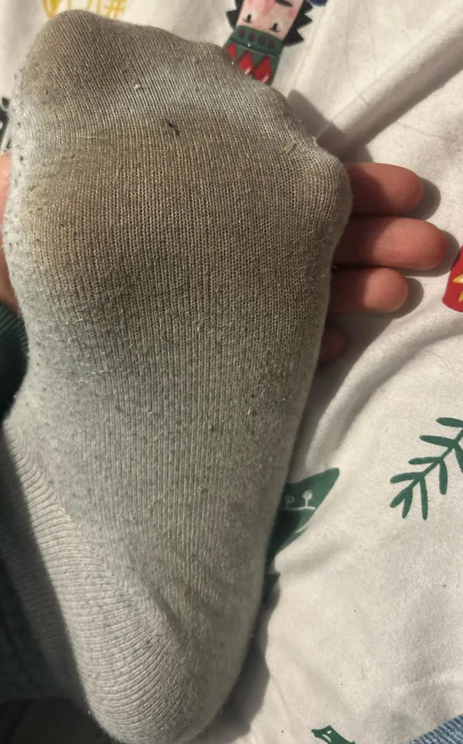 Dirty 19 year old feet anyone ? posted by Scenegirlz69