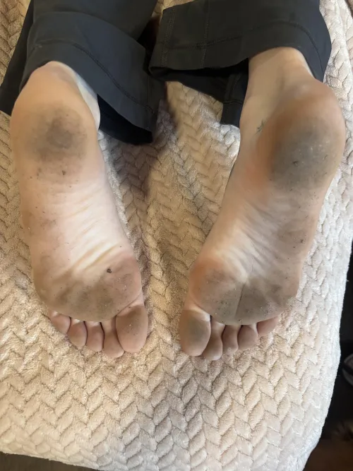 Dirty enough for you? by Sillysoles1