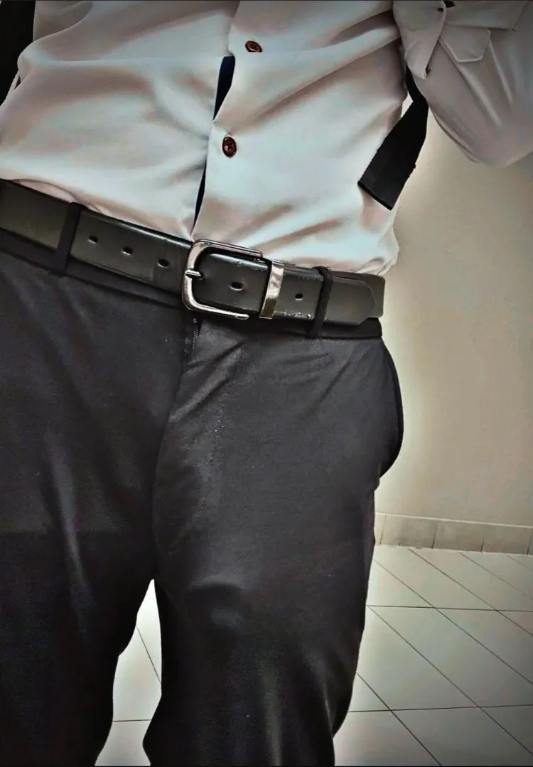 Distracted while working posted by gbeeeez