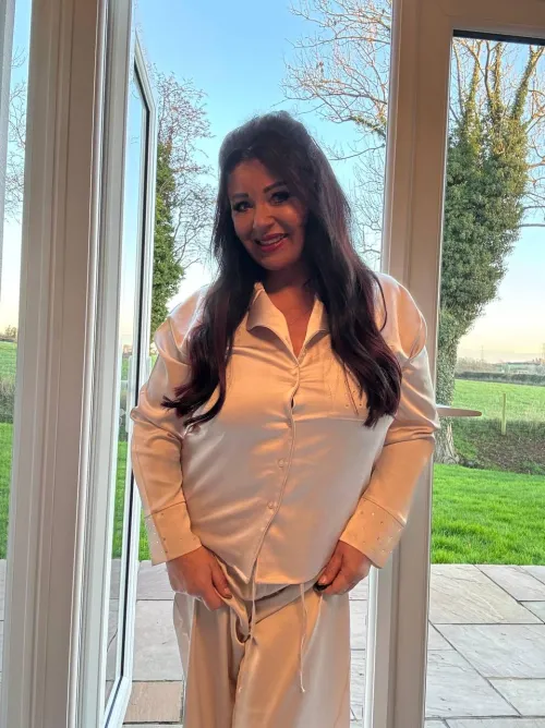 Divorced and enjoying my freedom, would you consider dating someone likeMe? 64F by SugarYukii