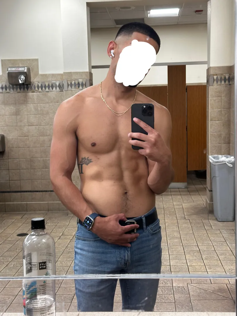 DL Latino posted by [deleted]