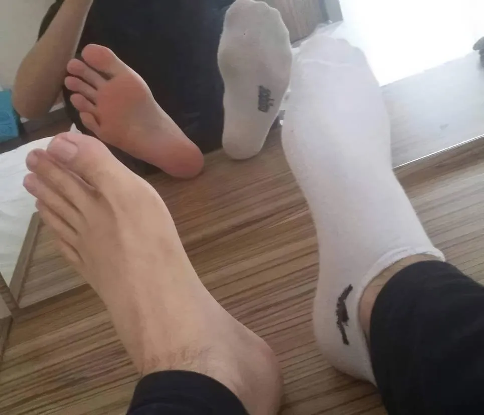 Dm for 13 size feet customs posted by rakanism1